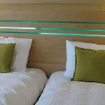 Отель Quality